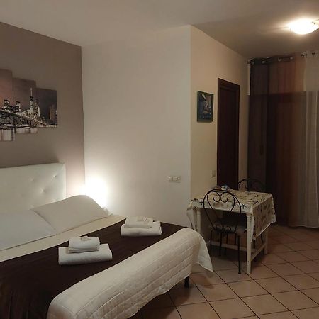 Cozy Studio - Monolocale - Fiumicino Aeroporto E Fiera - Self Check-In Екстер'єр фото